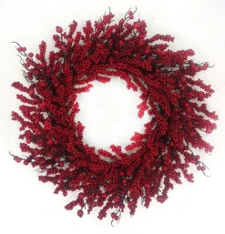 Holiday Living Christmas Wreath Berry Indoor Or Outdoor 24-in