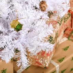 HomCom 4.9-ft Leg Base Full Rightside-Up White Artificial Christmas Tree 9 HomCom 4.9-ft Leg Base Full Rightside-Up White Artificial Christmas Tree -Northlight Sales Store 331003118 AlternateImage3