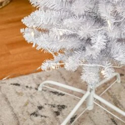 HOMCOM 6-ft Pre-lit Pencil Artificial Christmas Tree With Metal Base -Northlight Sales Store 331061776 AlternateImage4