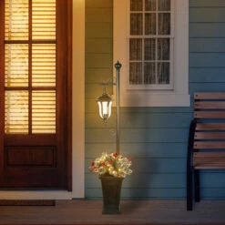 Holiday Living Christmas Lamp Post Illuminated With Berries 5-ft 9 Holiday Living Christmas Lamp Post Illuminated With Berries 5-ft -Northlight Sales Store 50175159d